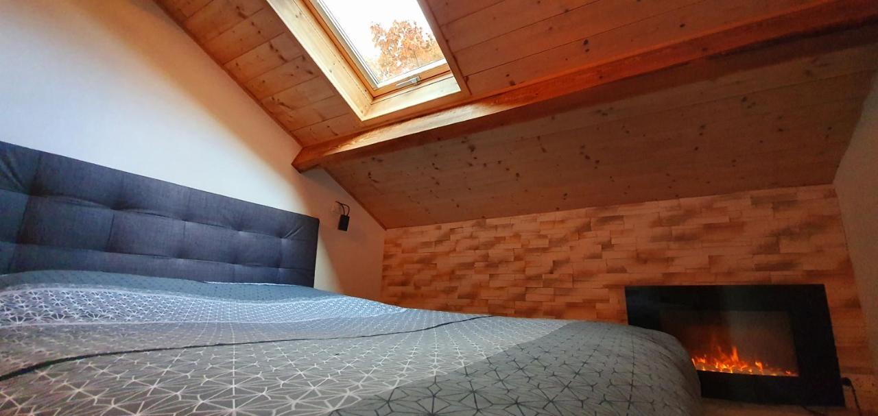 Magnifique Chalet Avec Balneotherapie Roubion Exterior foto